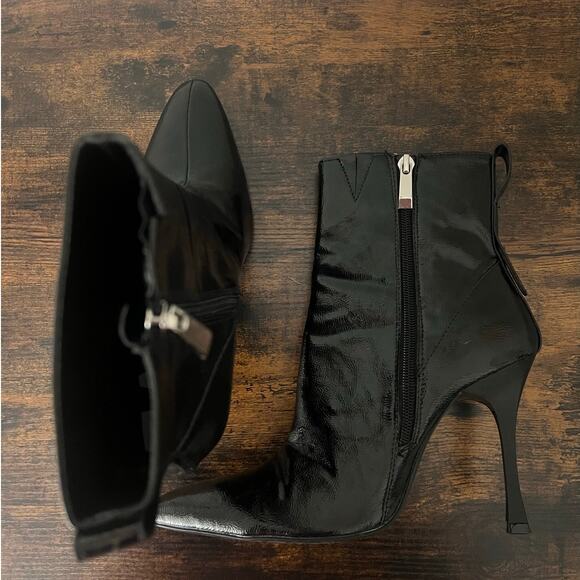 Zara Faux-Patent Leather Ankle Boots Black Stiletto Heel Sz 40 Pointed Toe Goth - Picture 7 of 12
